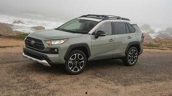 国产丰田越野车视频播放,驾驭巅峰，尽享越野激情